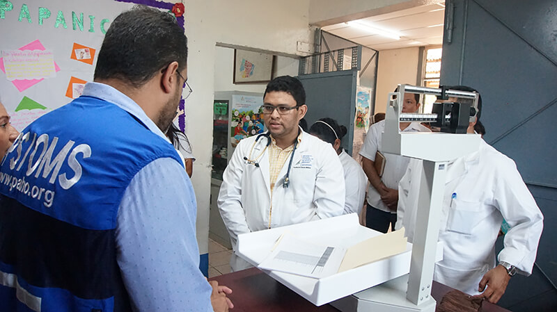 recorrido-oms-doctora-sonia-castro-por-hospitales-masaya